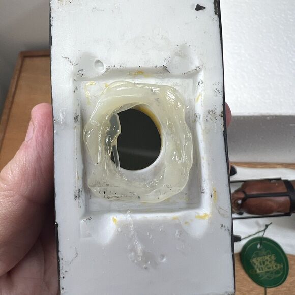 Heritage Village Dept 56 Amish Buggy #5949-8 NEEDS FIXED Carriage Glued See Pics - Picture 8 of 16